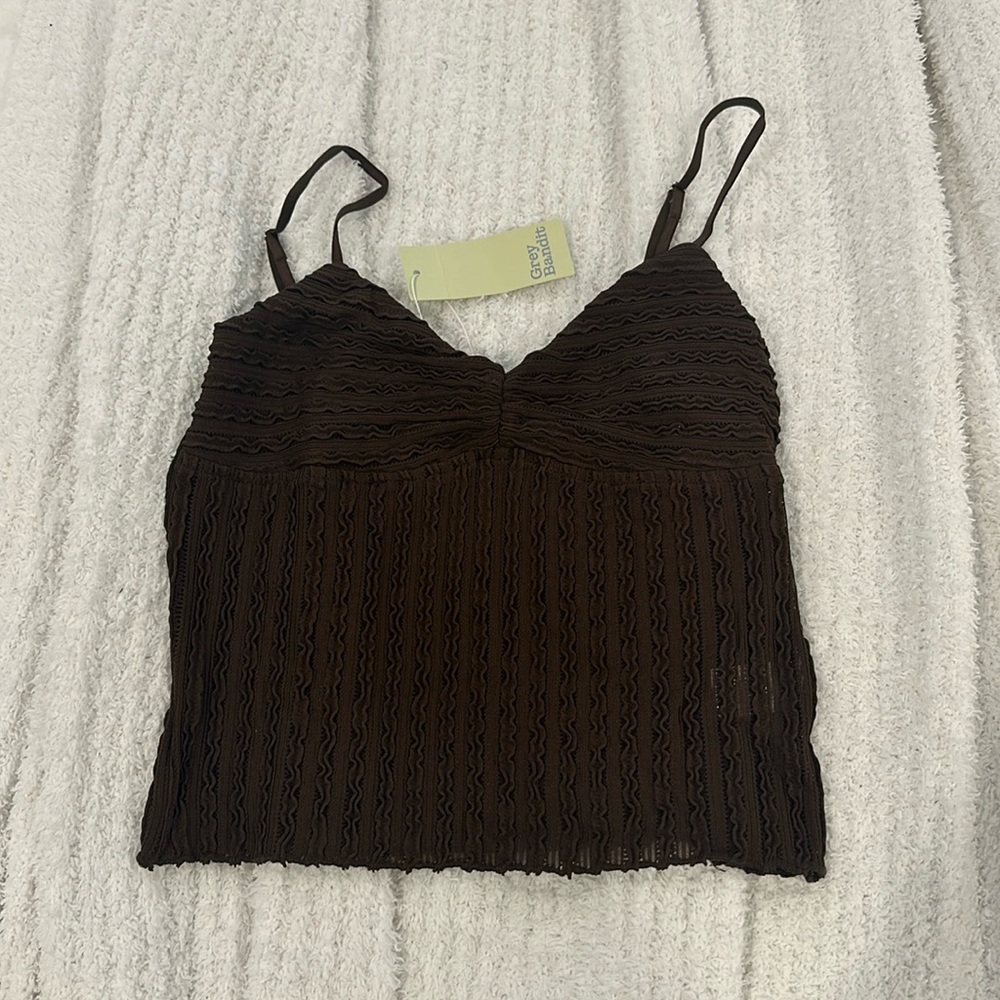 Grey bandit, chocolate brown tank.